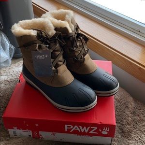 Winter boots